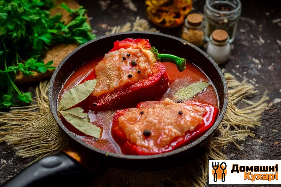 Фарширований перець в томатному соусі - фото крок 6