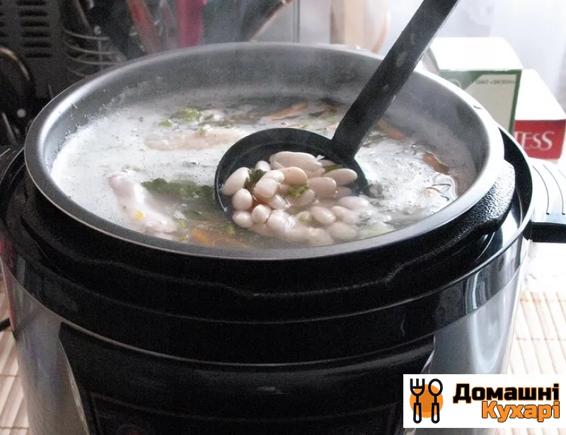 Фасолевый суп в скороварке - фото крок 5