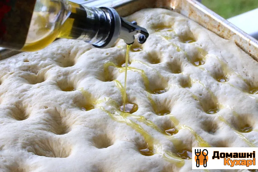 Фокачча з маслинами і розмарином - фото крок 11