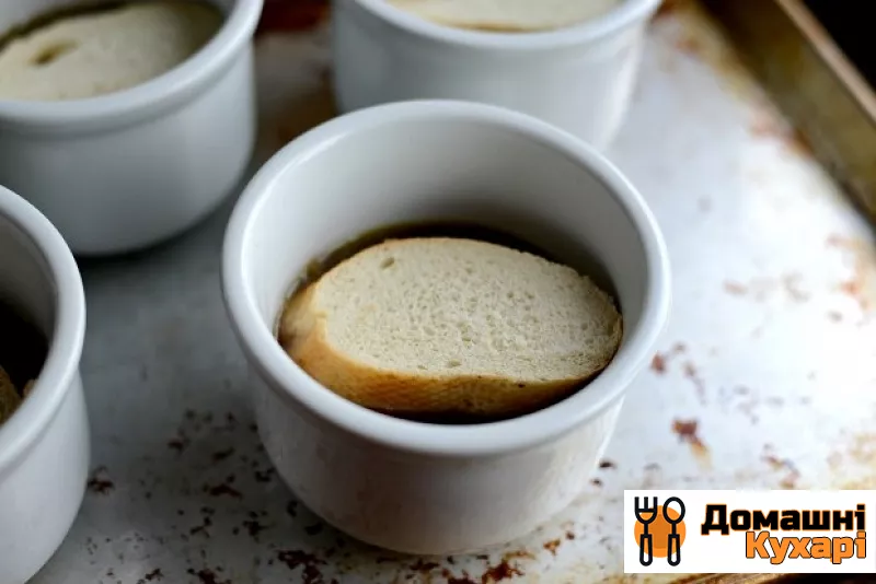 Французький суп з цибулею - фото крок 9