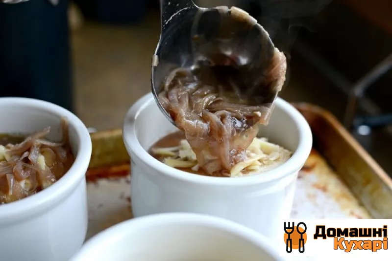 Французький суп з цибулею - фото крок 10