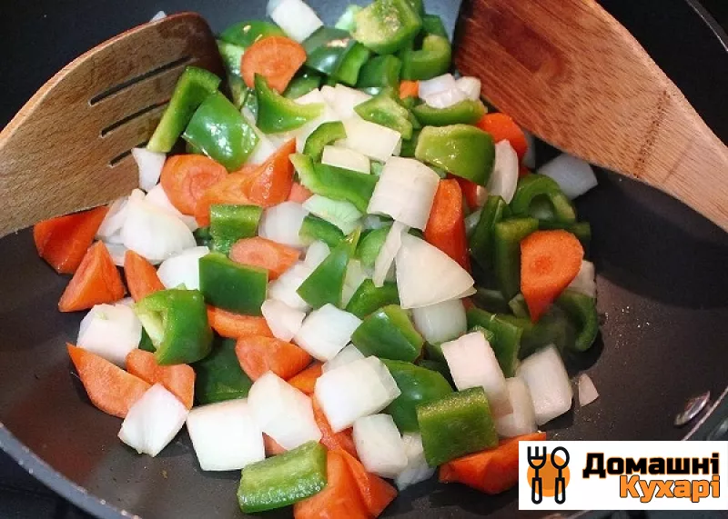Фрикадельки з курки в чилі соусі з овочами - фото крок 6