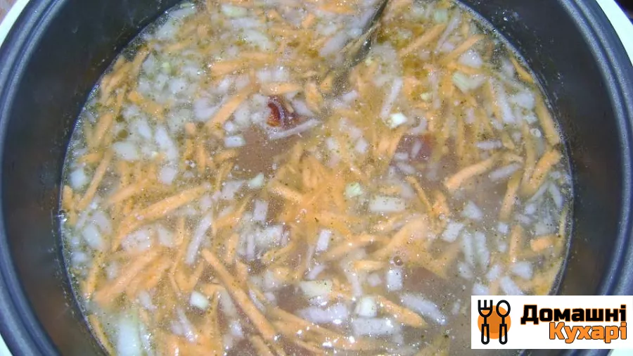 Гороховий суп з копченими реберцями в мультиварці - фото крок 3