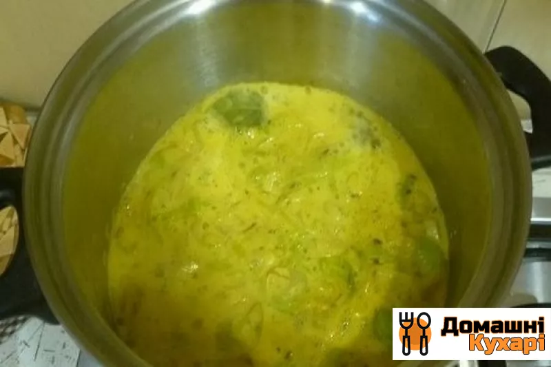 Гороховий суп з куркою на кокосовому молоці - фото крок 4