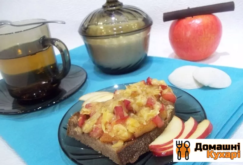 Гарячі бутерброди з яблуками і сиром - фото крок 4