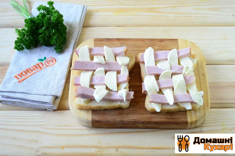 Гарячі бутерброди Шахи - фото крок 2