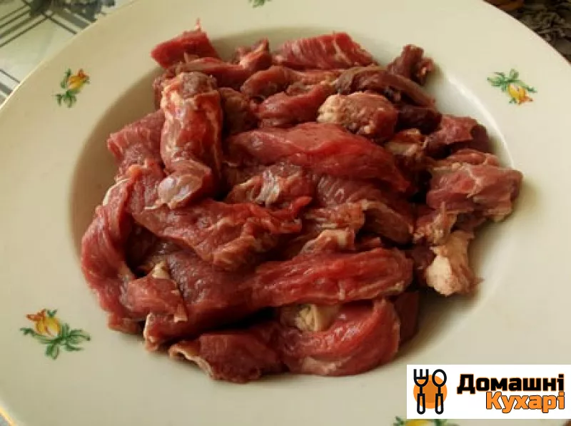 яловичина, тушкована з баклажанами - фото крок 3