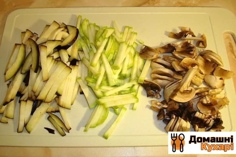 Гречана локшина з овочами і креветками - фото крок 3