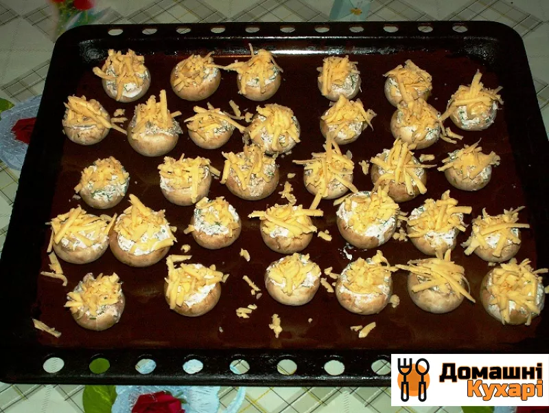 гриби, запечені з сиром в духовці - фото крок 4