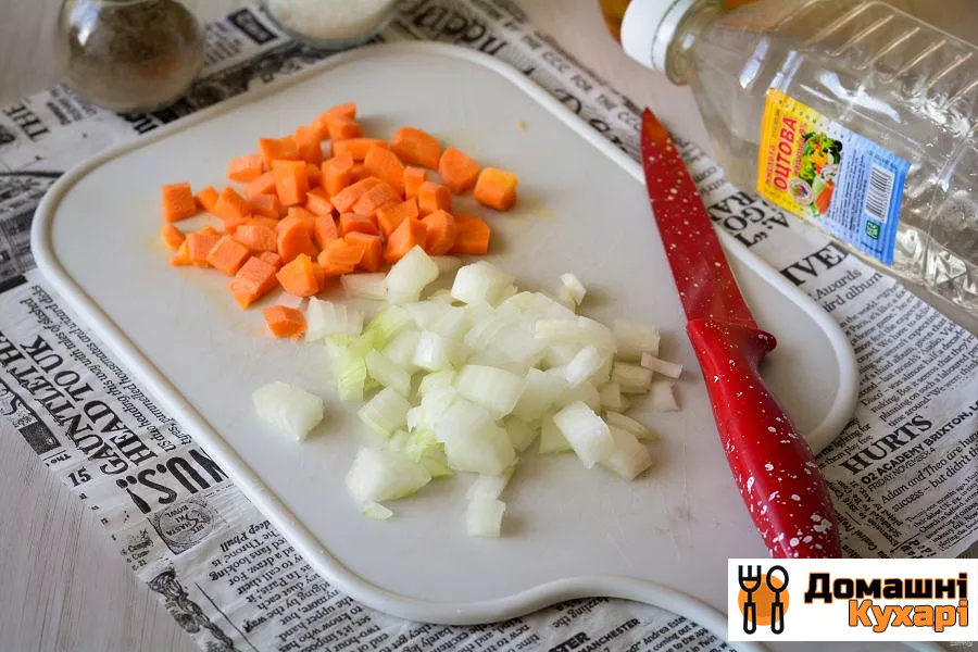 Грибна ікра з морквою і цибулею - фото крок 3