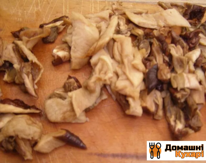 Грибна локшина з сушених грибів - фото крок 5