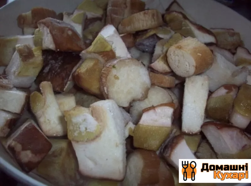 Грибний крем-суп із заморожених грибів - фото крок 1