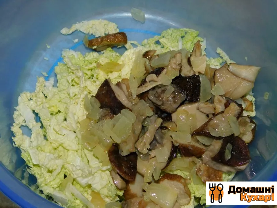 Грибний салат з пекінською капустою - фото крок 2