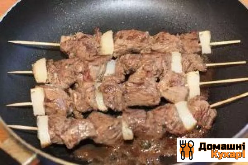 Шашлик з яловичини на шпажках - фото крок 8
