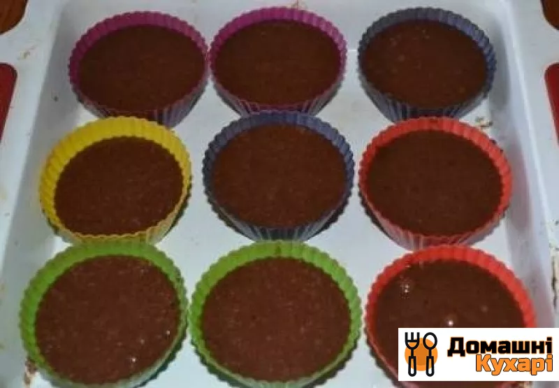 Шоколадні кекси у формочках - фото крок 7