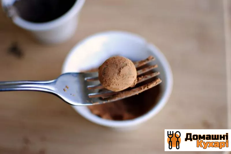 Шоколадні трюфелі з корицею і кава - фото крок 6