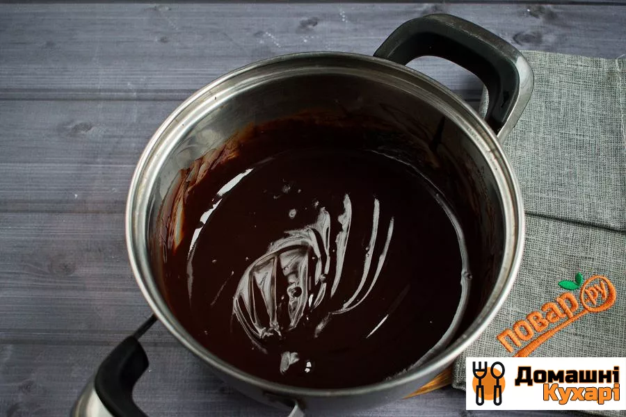 Шоколадний крем-ганаш для десертів - фото крок 3