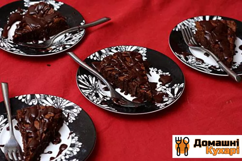 Шоколадний пиріг з глазур'ю - фото крок 4