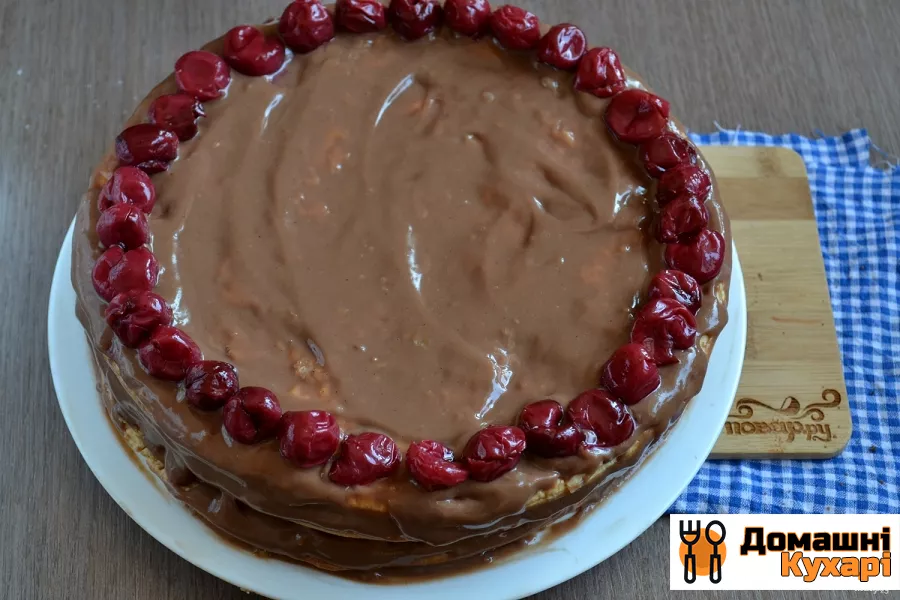 Шоколадний торт з вишнею - фото крок 7