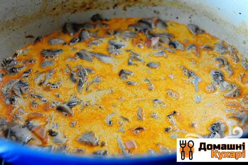Вершковий суп з грибами і селерою - фото крок 4