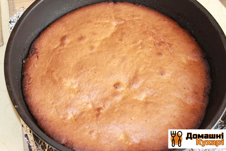 Вишневий пиріг з семоліни - фото крок 9