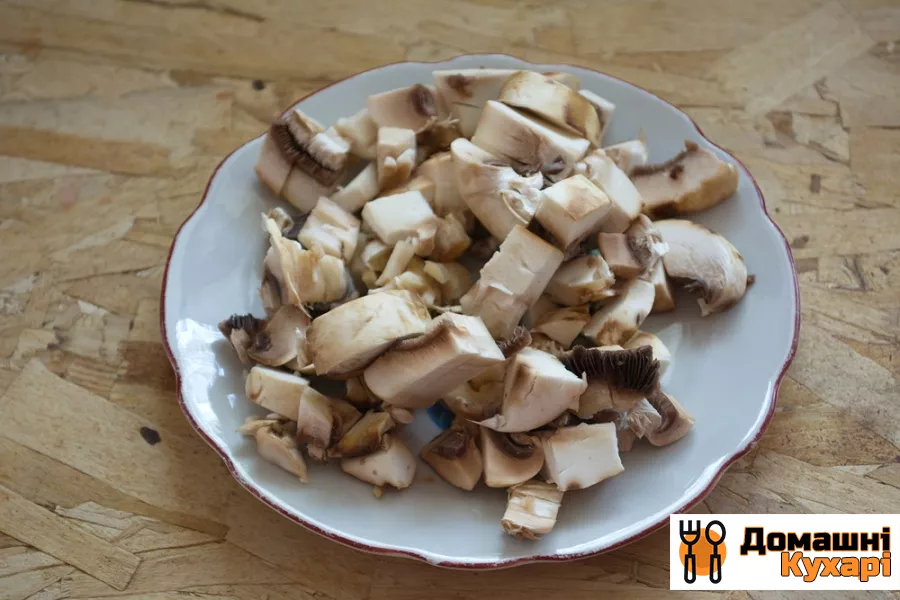 Листкові пиріжки з грибами - фото крок 1