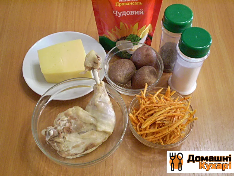 Слоеный салат с корейской морковью и курицей - фото крок 1