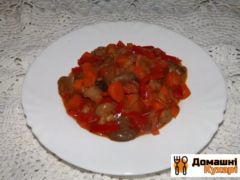 Солянка грибна на зиму з томатною пастою - фото крок 7