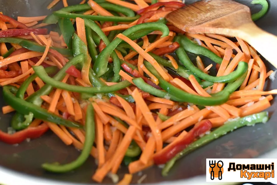 Стир-Фрай з глив з морквою і овочами - фото крок 6
