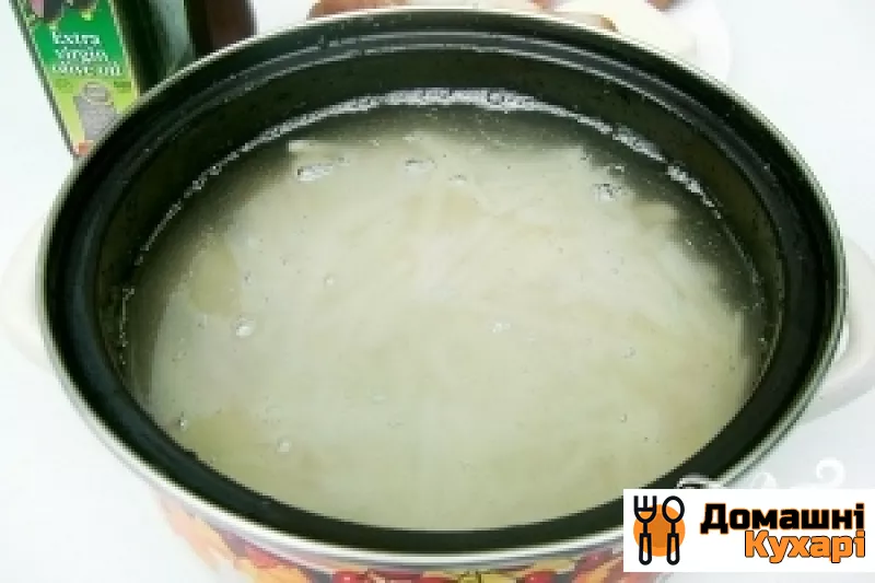 Суп грибний з плавленим сиром - фото крок 2