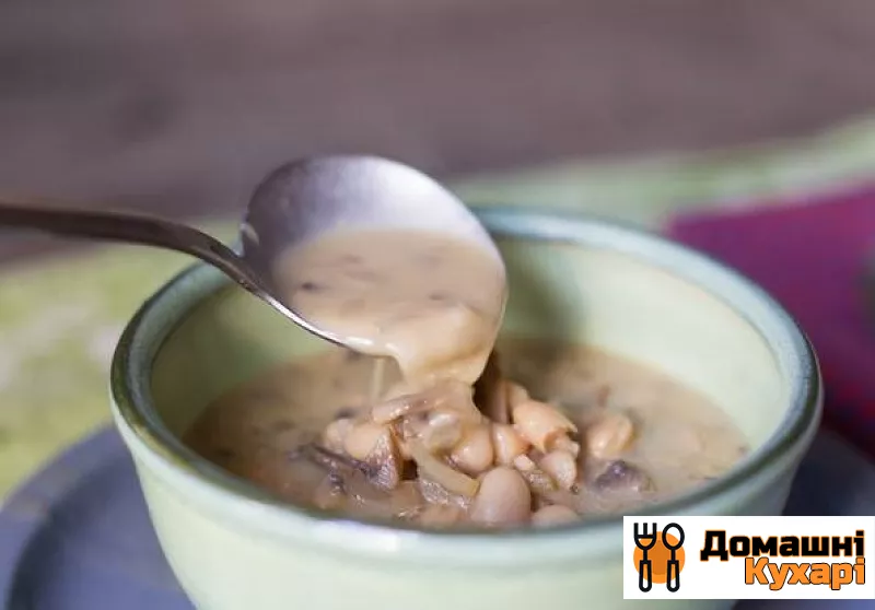 Суп з квасолею і грибами - фото крок 5