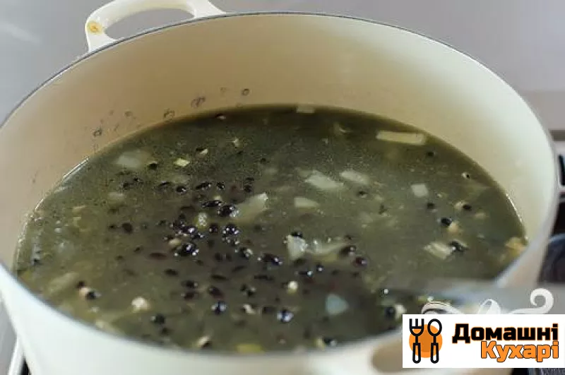 Суп з квасолею і огірками - фото крок 8