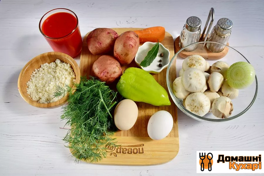 Суп з грибами, рисом і яйцем - фото крок 1