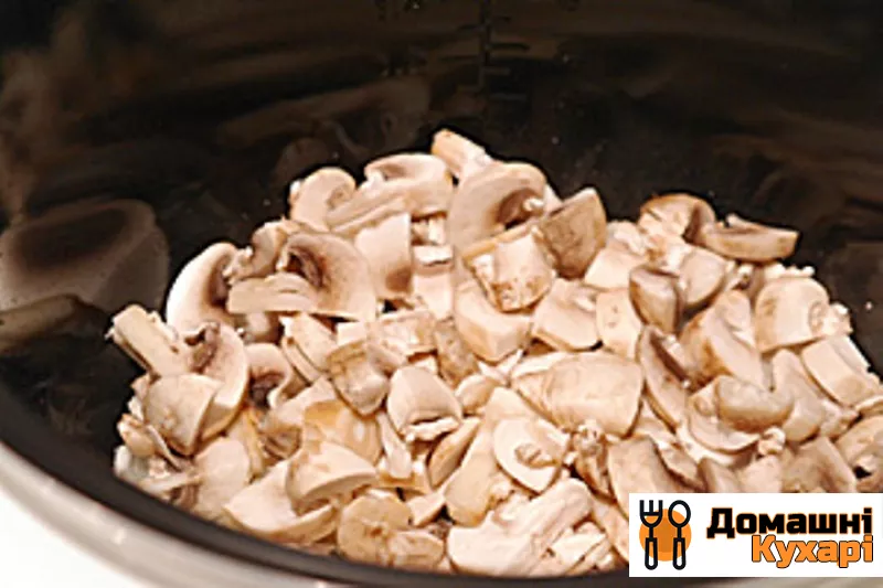 Суп з грибами в мультиварці - фото крок 2
