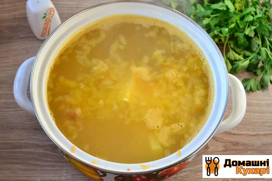 Суп з копченою куркою і плавленим сиром - фото крок 9