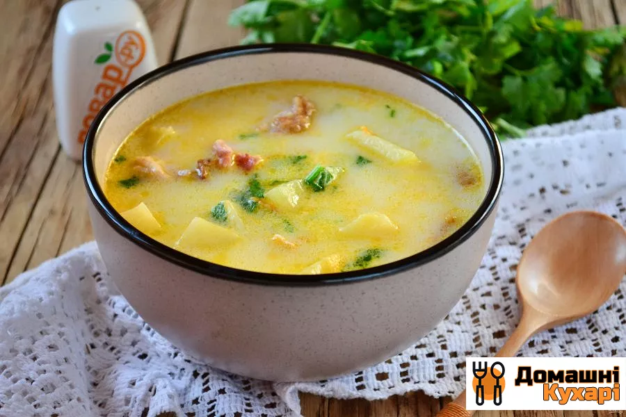 Суп з копченою куркою і плавленим сиром - фото крок 12