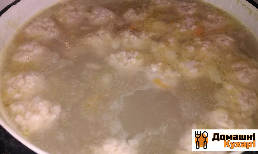 Суп з курячими фрикадельками і овочами - фото крок 4